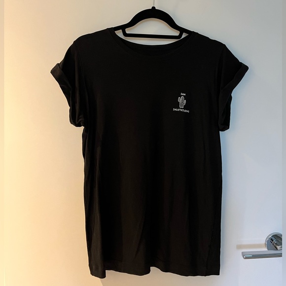 Lululemon Roll Around Tee *Expression - Picture 6 of 12